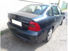 opel vectra b berlina del año 2001