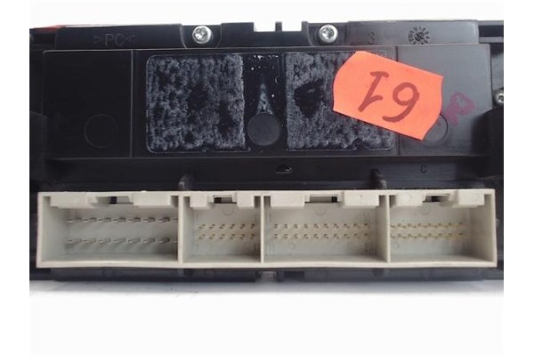 Recambio de mandos climatizador para volkswagen golf iv berlina (1j1) referencia OEM IAM   