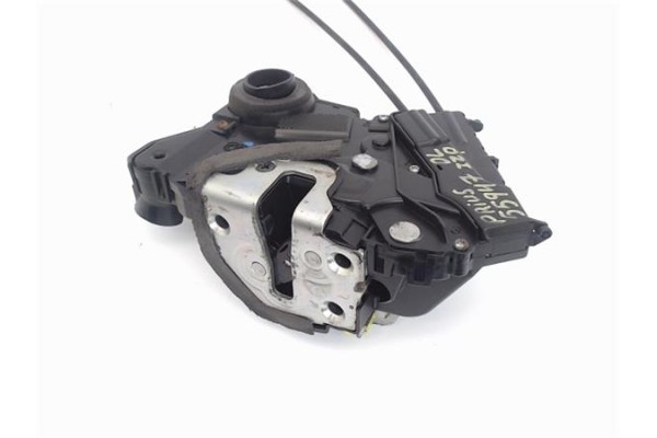 Recambio de cierre electromagnetico delantero izquierdo para toyota prius (nhw20) híbrido basis referencia OEM IAM 6904047081  