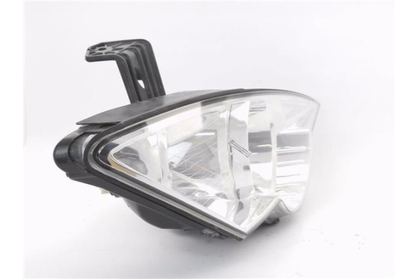 Recambio de faro delantero dcho para ssangyong actyon 2.0 200 xdi referencia OEM IAM 8310231302  