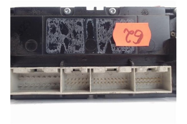 Recambio de mandos climatizador para volkswagen golf iv berlina (1j1) referencia OEM IAM   