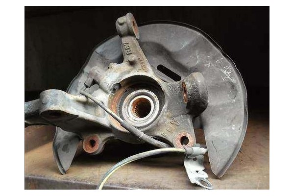 Recambio de mangueta delantero derecha para toyota corolla (e12) 1.6 vvt-i referencia OEM IAM   