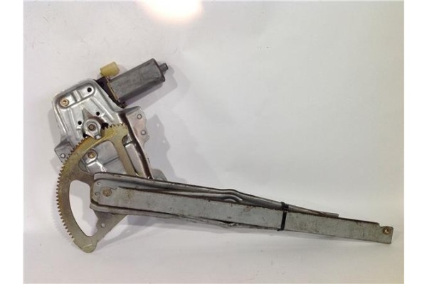 Recambio de mecanismo elevalunas delantero izquierdo para toyota yaris (ncp1/nlp1/scp1) 1.4 d-4d referencia OEM IAM 0130822018  