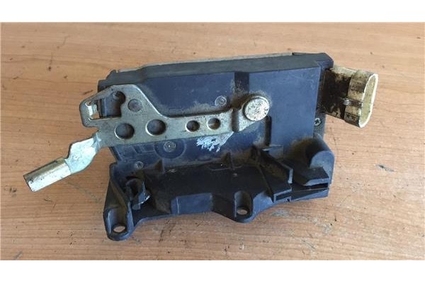 Recambio de cierre electromagnetico trasero izquierdo para lancia dedra berlina 1.8 i.e. le referencia OEM IAM B792  