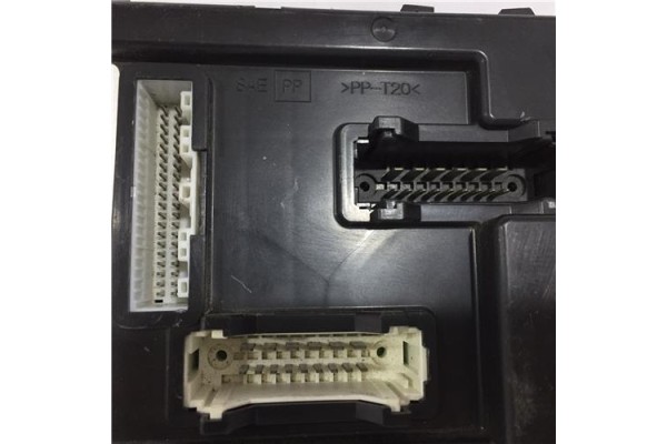Recambio de centralita para nissan micra iv (k13)(07.2010) 1.2 referencia OEM IAM 284B13VU0A 139B3 