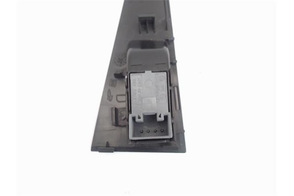 Recambio de mando elevalunas trasero derecho para seat leon (1p1) referencia OEM IAM 1P0867228A 156023181 