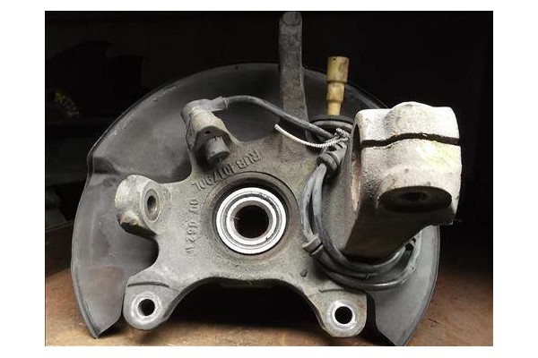 Recambio de mangueta delantero izquierda para rover rover 25 (rf) 2.0 idt referencia OEM IAM   