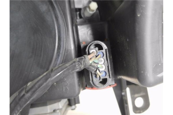 Recambio de faro delantero dcho para peugeot 407 2.0 hdi 135 referencia OEM IAM 0301213274 1307329095 