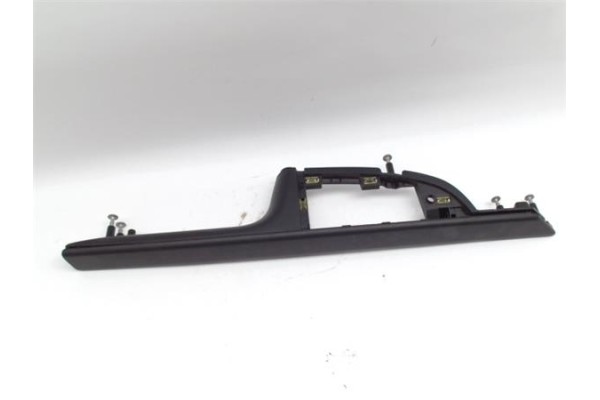 Recambio de asidero puerta delantero izquierda para seat leon (1p1)(05.2005) 1.6 sport [1,6 ltr. - 77 kw tdi] referencia OEM IAM