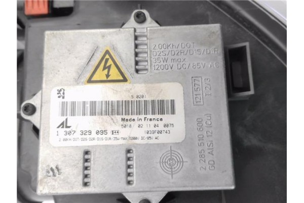 Recambio de faro delantero dcho para peugeot 407 2.0 hdi 135 referencia OEM IAM 0301213274 1307329095 