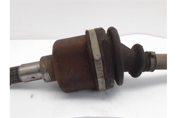 Recambio de palier delantero izquierdo para ford ka (ccq) 1.3 i referencia OEM IAM    Recambio de palier delantero izquierdo para ford ka (ccq) 1.3 i referencia OEM IAM