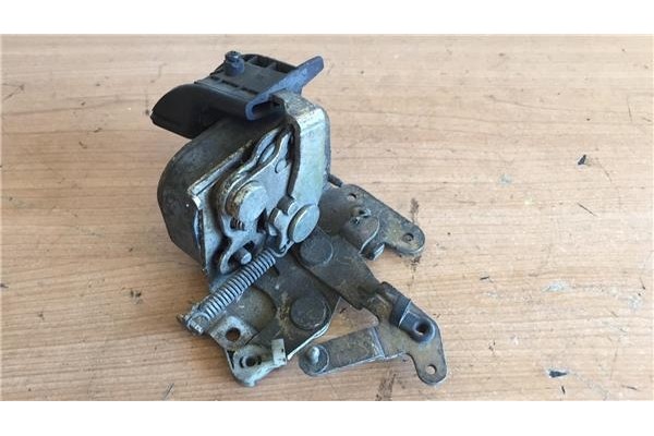 Recambio de cierre electromagnetico delantero izquierdo para fiat uno (146) 1.0 45 fire referencia OEM IAM B792  
