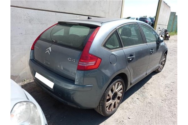 citroen c4 berlina del año 2006