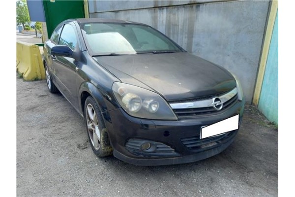 opel astra h gtc (2004) del año 