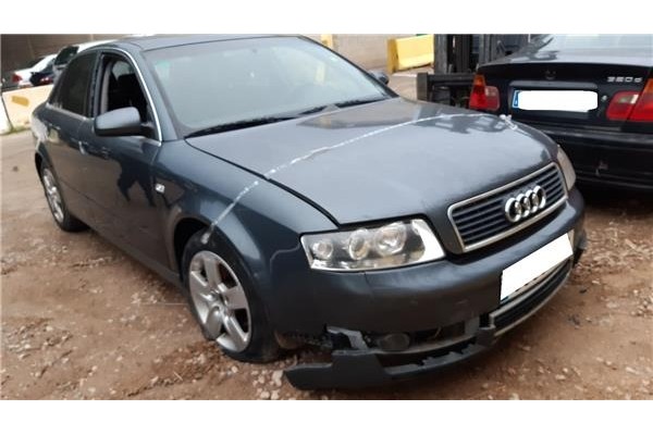 audi a4 berlina (8e) del año 2001