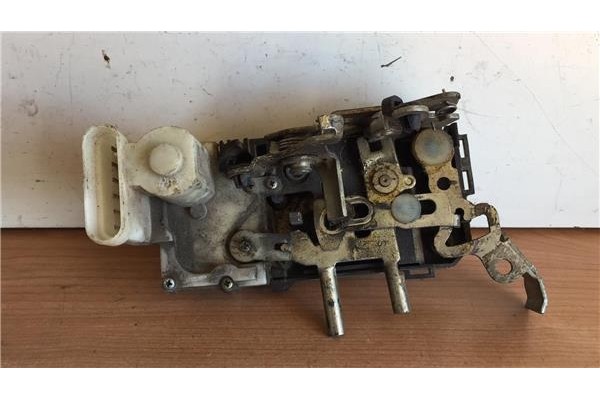 Recambio de cierre electromagnetico delantero izquierdo para fiat i punto (176) berlina 1.1 55 6-speed sx referencia OEM IAM B79