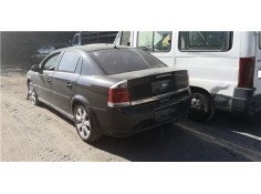 opel vectra c berlina del año 2005