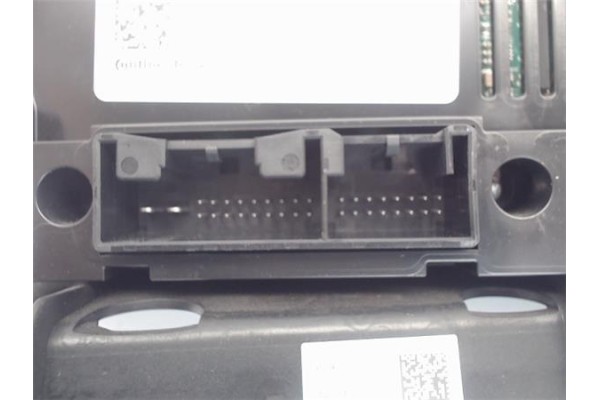 Recambio de mandos climatizador para audi a4 avant (8k5) referencia OEM IAM 8K1820043AF XA2C37833400 