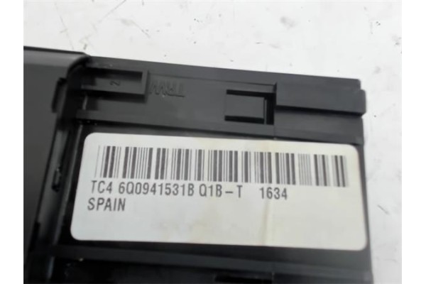 Recambio de mando de luces para volkswagen polo (9n1)(2001) 1.9 sdi referencia OEM IAM 6Q0941531B  