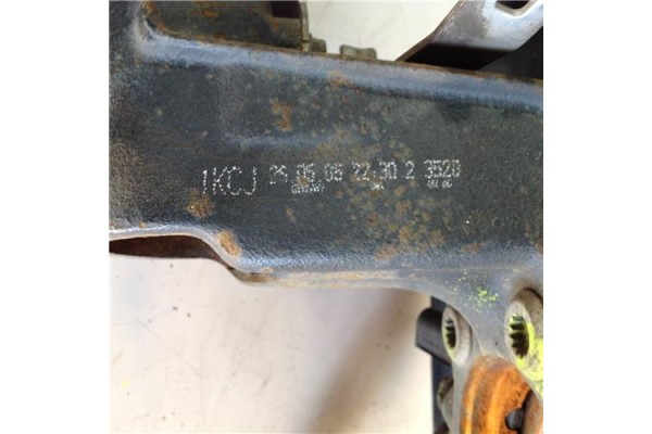 Recambio de mangueta delantero izquierda para audi a3 sportback (8pa) 2.0 tdi ambiente (dpf) referencia OEM IAM KE  