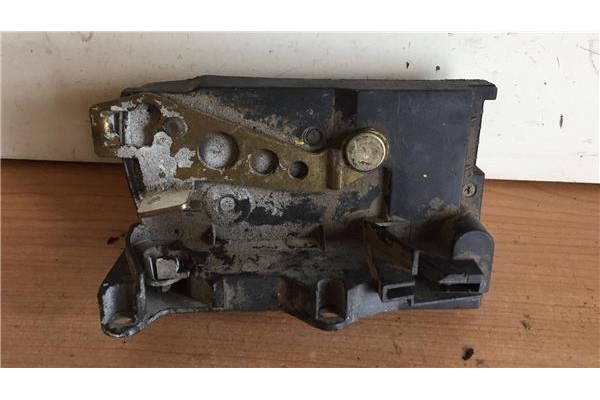 Recambio de cierre electromagnetico trasero izquierdo para fiat i tipo tr (160) 1.4 referencia OEM IAM B792  