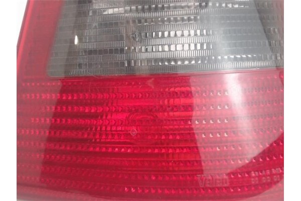 Recambio de piloto trasero derecho para seat cordoba berlina (6k2) referencia OEM IAM  67733560 