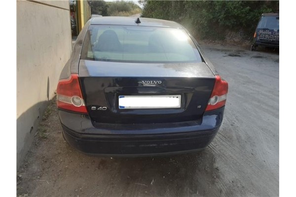 volvo s40 berlina del año 2005