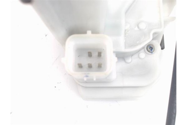 Recambio de cierre electromagnetico delantero derecho para fiat qubo (300) 1.3 active referencia OEM IAM 1361747080  