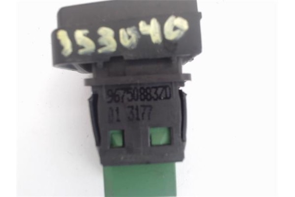 Recambio de conjunto interruptores para peugeot 2008 1.6 hdi referencia OEM IAM 9675088320  