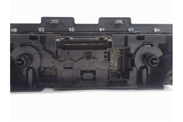 Recambio de mandos climatizador para volkswagen polo v (6c1) referencia OEM IAM (6C0820045A) 1501081B 