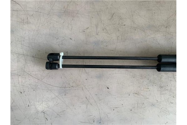 Recambio de amortiguador porton para audi rs3 sportback (8vf) 2.5 tfsi quattro referencia OEM IAM 8V4827552 ESTZSA09064 