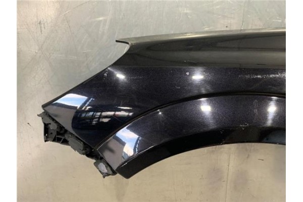 Recambio de aleta delantero izquierda para opel astra h berlina 1.7 cdti referencia OEM IAM 6101339 L01978 93178666 , OPEL | 610