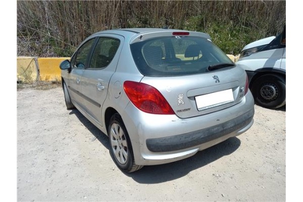 peugeot 207 del año 2006