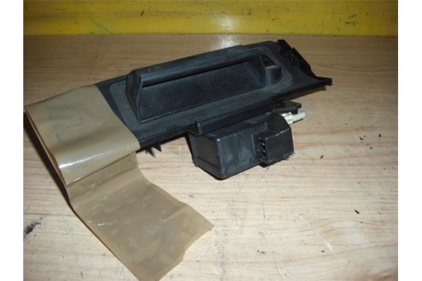 Recambio de maneta exterior porton para peugeot 206 berlina (1998) 1.4 i referencia OEM IAM   