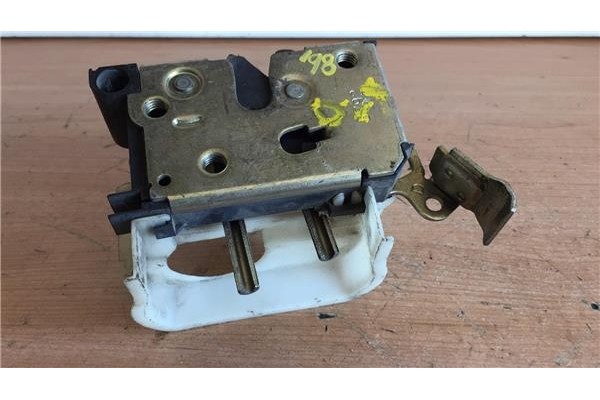 Recambio de cierre electromagnetico delantero derecho para fiat i punto (176) berlina 1.1 55 6-speed sx referencia OEM IAM   