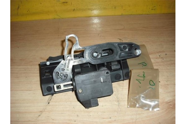 Recambio de maneta exterior porton para peugeot 206 berlina (1998) 1.4 i referencia OEM IAM   