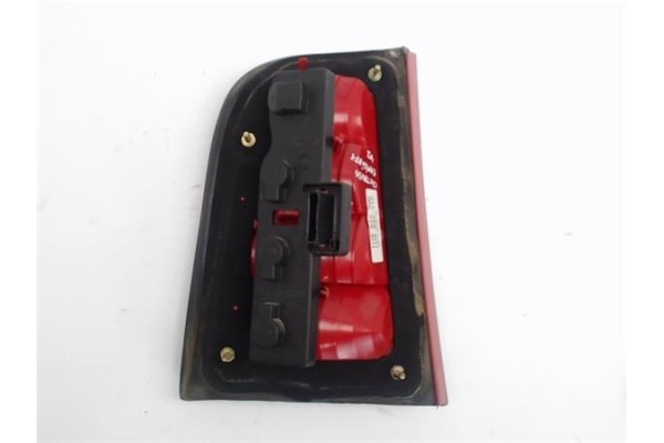 Recambio de piloto trasero derecho para skoda octavia combi (1u5) referencia OEM IAM 1U9945096 1U9945112 