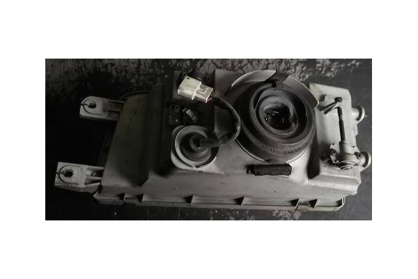 Recambio de faro delantero dcho para galloper santamo 2.0 referencia OEM IAM 92102M2200  