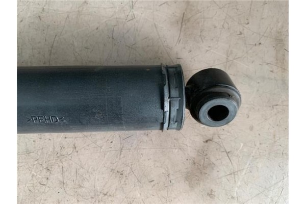 Recambio de amortiguador trasero derecho para citroen jumpy furgón 2.0 club m referencia OEM IAM 353047  
