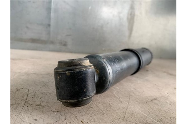 Recambio de amortiguador trasero derecho para citroen jumpy furgón 2.0 club m referencia OEM IAM 353047  