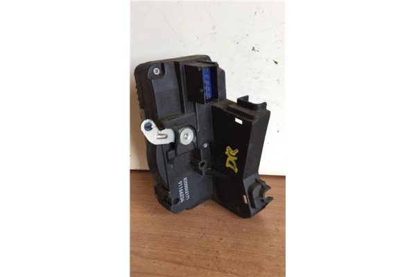 Recambio de cierre electromagnetico delantero derecho para renault trafic ii combi 1.9 27 cn combi6 acristalado parcial referenc