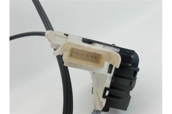 Recambio de cierre electromagnetico delantero derecho para citroen c4 coupe 1.6 hdi referencia OEM IAM 9647173880F03 40627117 