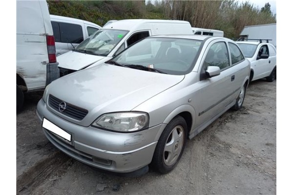 opel astra g berlina (1998) del año 