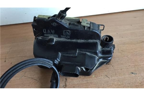 Recambio de cierre electromagnetico delantero derecho para renault laguna ii grandtour (kg0) 1.6 initiale referencia OEM IAM 000 Recambio de cierre electromagnetico delantero derecho para renault laguna ii grandtour (kg0) 1.6 initiale referencia OEM IAM 000