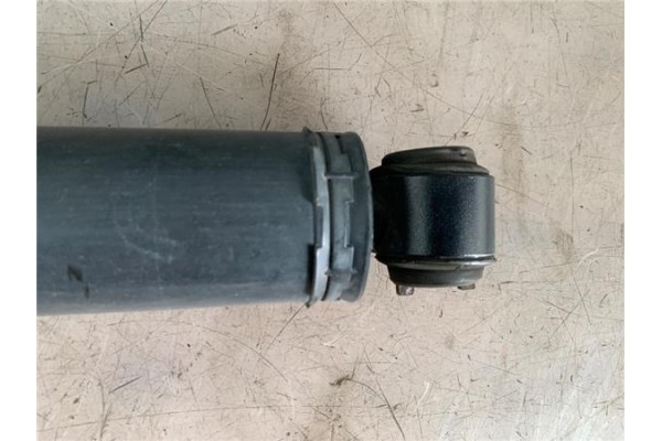 Recambio de amortiguador trasero izquierdo para citroen jumpy furgón 2.0 club m referencia OEM IAM 9816510580  