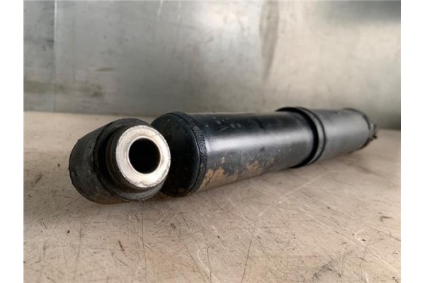 Recambio de amortiguador trasero izquierdo para citroen jumpy furgón 2.0 club m referencia OEM IAM 9816510580  