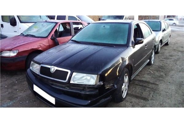 skoda octavia berlina (1u2) del año 2002