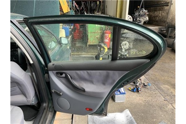 Recambio de puerta trasero derecha para seat toledo (1m2) 1.6 referencia OEM IAM 1M0833056L  