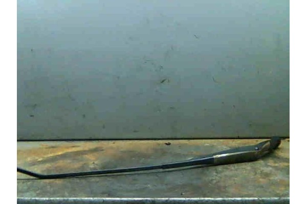 Recambio de brazo limpiaparabrisas delantero para mg mg zs 120 referencia OEM IAM   