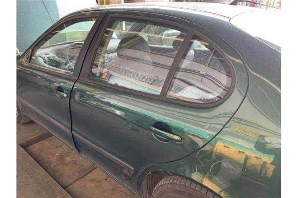 Recambio de puerta trasero izquierda para seat toledo (1m2) 1.6 referencia OEM IAM 1M0833055L  